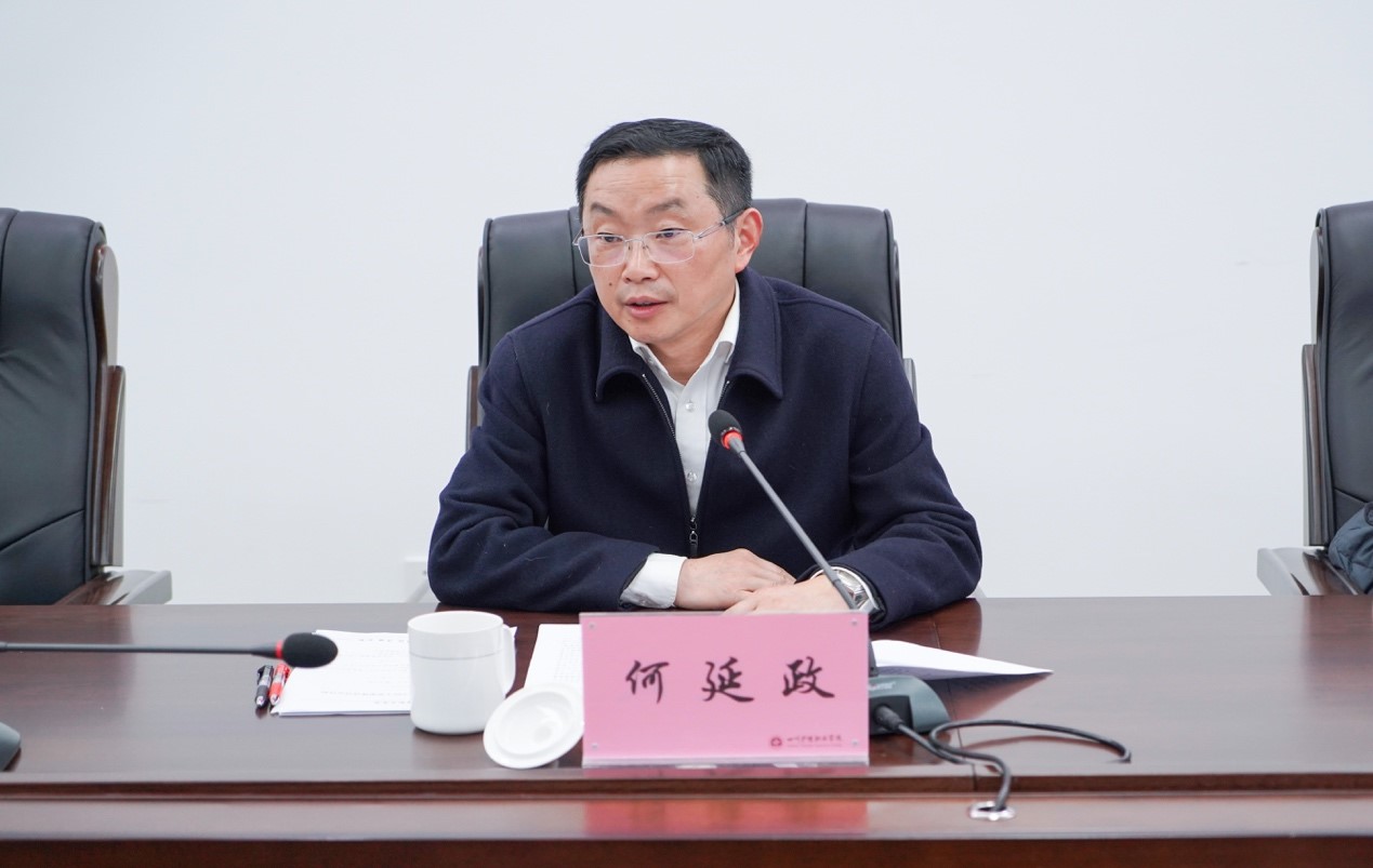 省卫生健康委主任何延政到学院调研指导